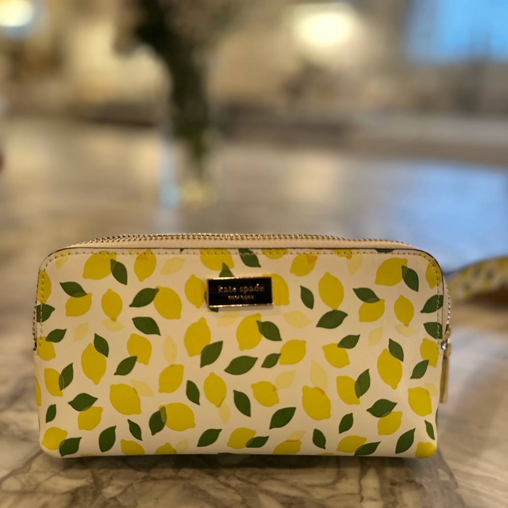 NWT Kate Spade Lemon Yellow and Green Leaf Print Women's Belt Bag, L/XL